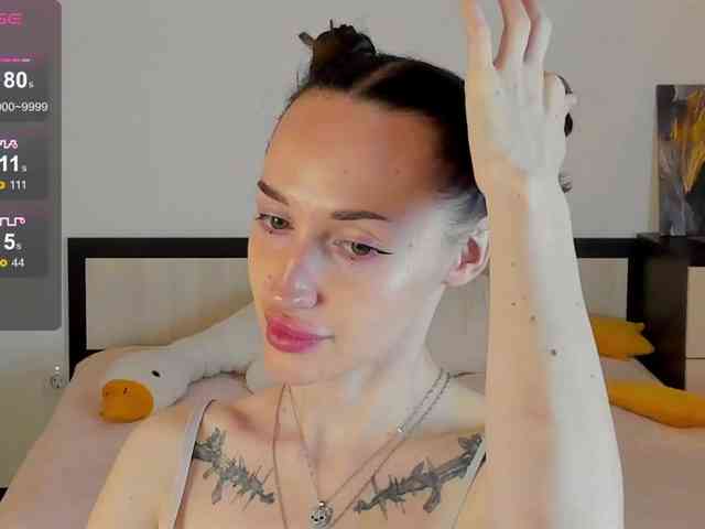 KellyJacksoon webcam