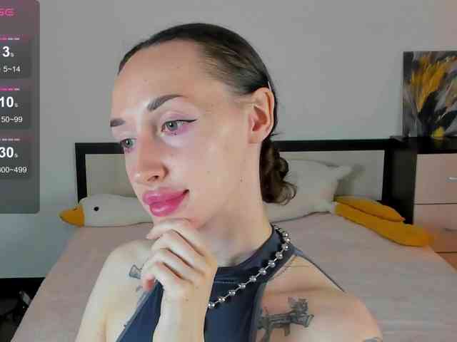 KellyJacksoon webcam