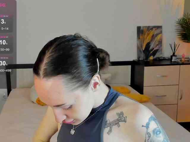 KellyJacksoon webcam