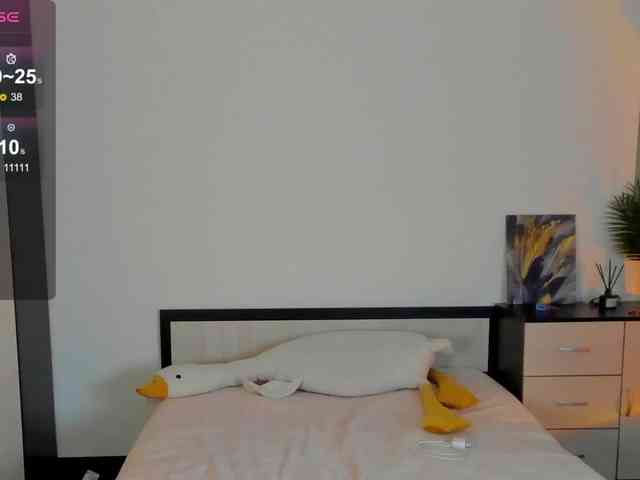 KellyJacksoon webcam