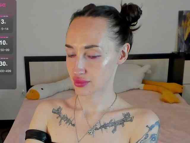 KellyJacksoon webcam