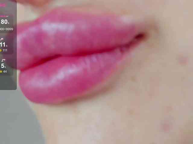 KellyJacksoon webcam