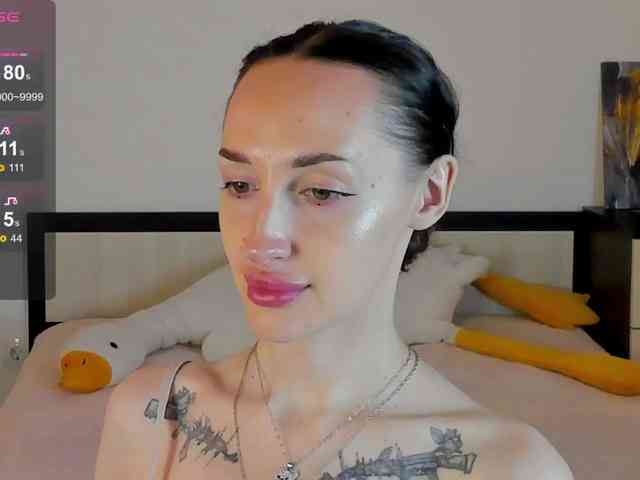 KellyJacksoon webcam