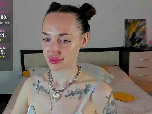 KellyJacksoon webcam