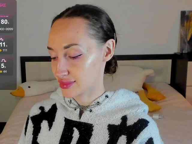 KellyJacksoon webcam