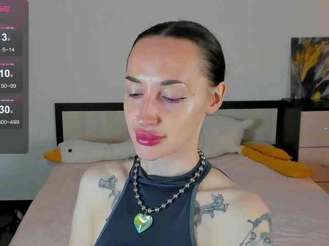 KellyJacksoon webcam