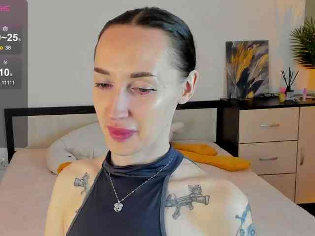 KellyJacksoon webcam