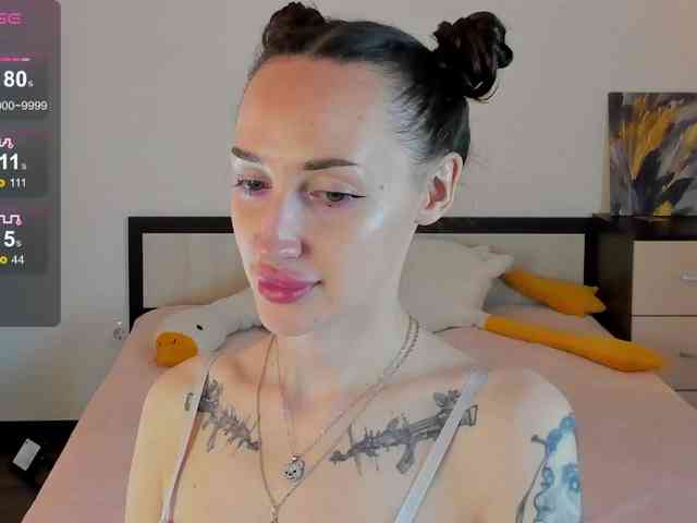 KellyJacksoon webcam