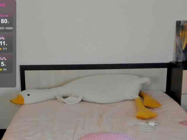 KellyJacksoon webcam