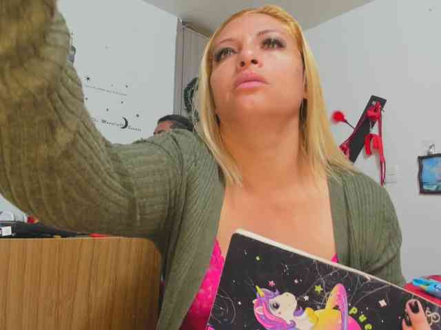 hotandfierylatinos2024 webcam