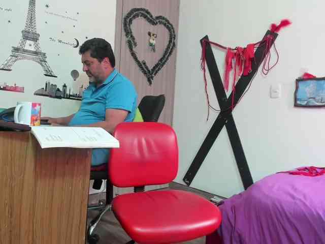 hotandfierylatinos2024 webcam