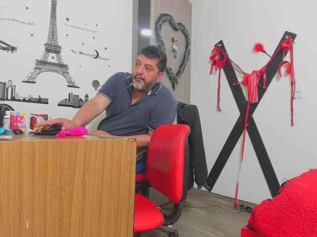 hotandfierylatinos2024 webcam