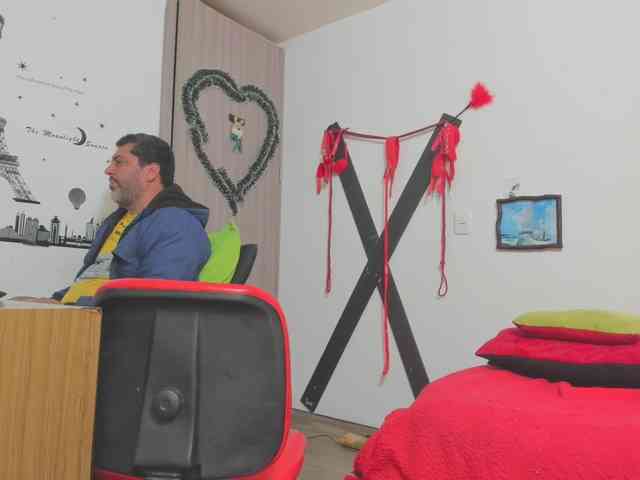hotandfierylatinos2024 webcam