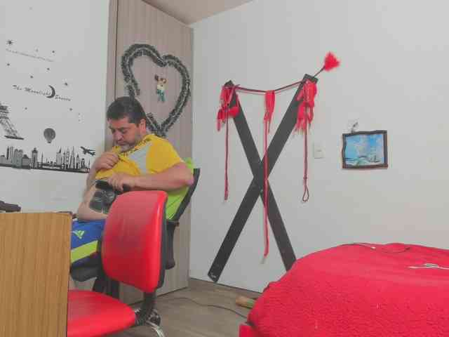 hotandfierylatinos2024 webcam