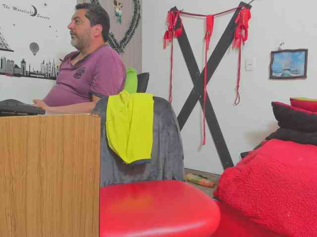 hotandfierylatinos2024 webcam