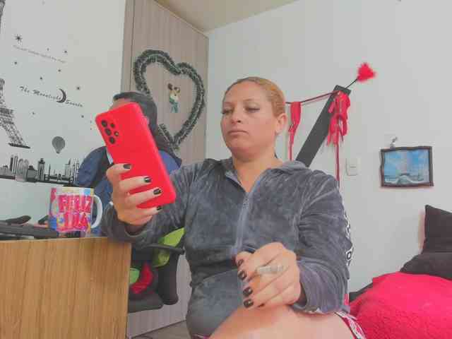 hotandfierylatinos2024 webcam