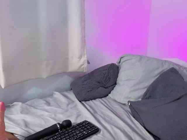 ZoeSmith webcam