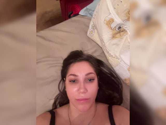 kATTYf's BongaCams show and profile