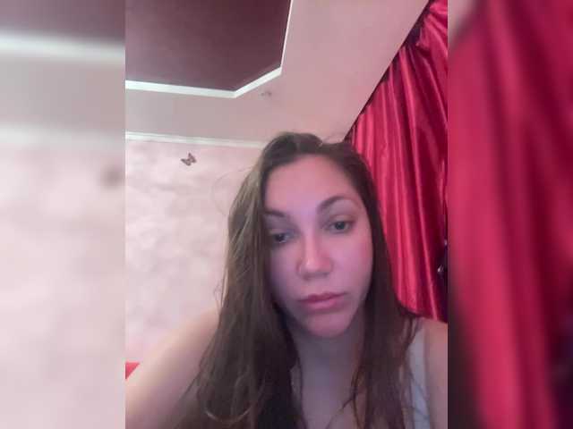 kATTYf's BongaCams show and profile