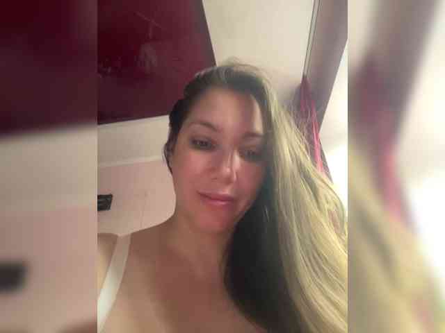 Candy_kloss webcam