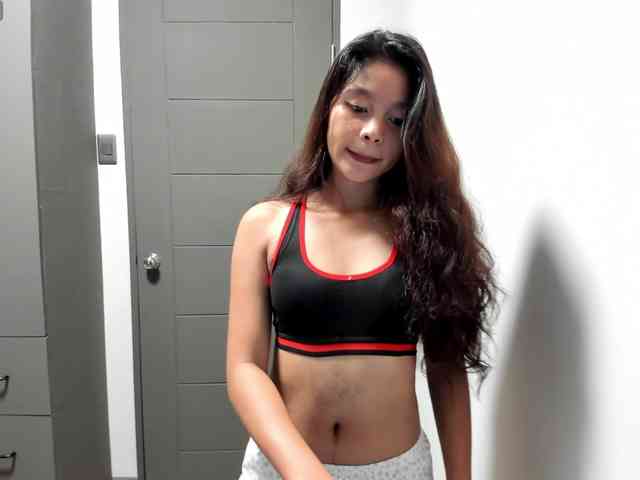 BiniBiniBunBun webcam