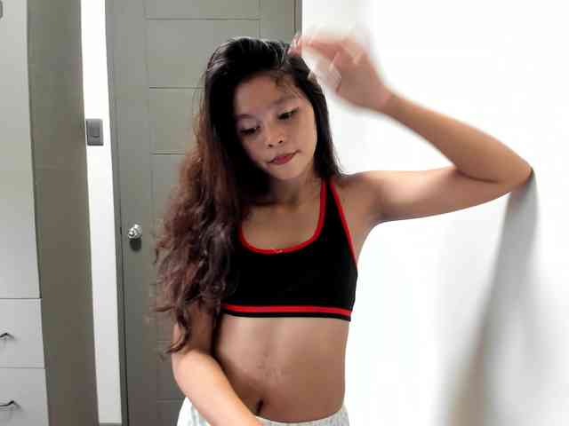 BiniBiniBunBun webcam