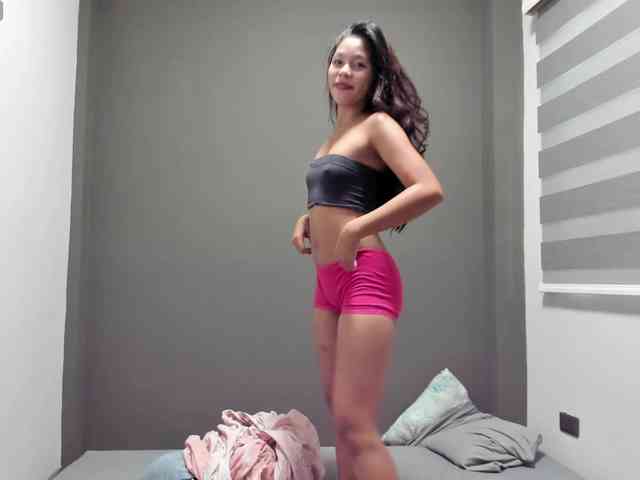 BiniBiniBunBun webcam