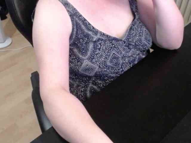 Celina-Rose webcam
