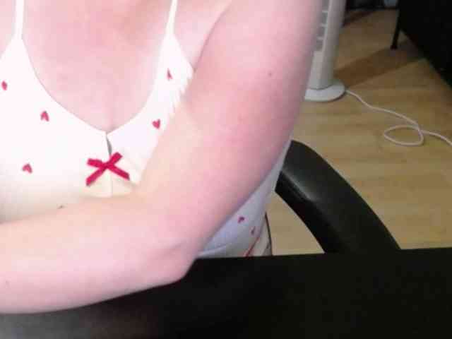Celina-Rose webcam