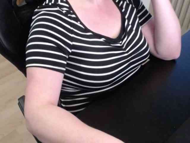 Celina-Rose webcam