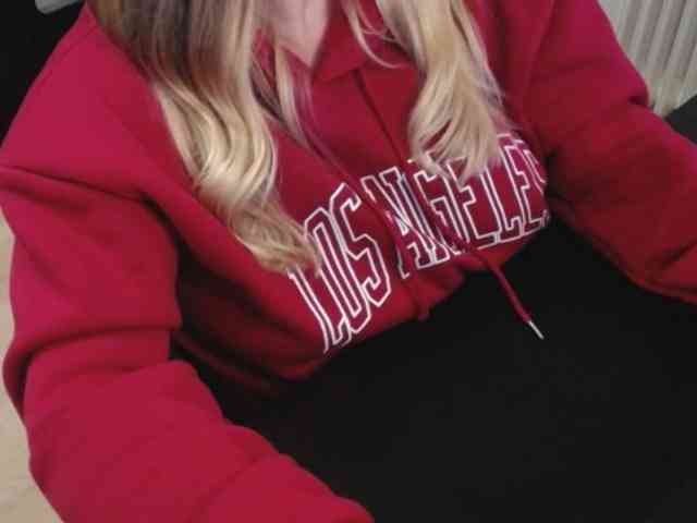 Celina-Rose webcam