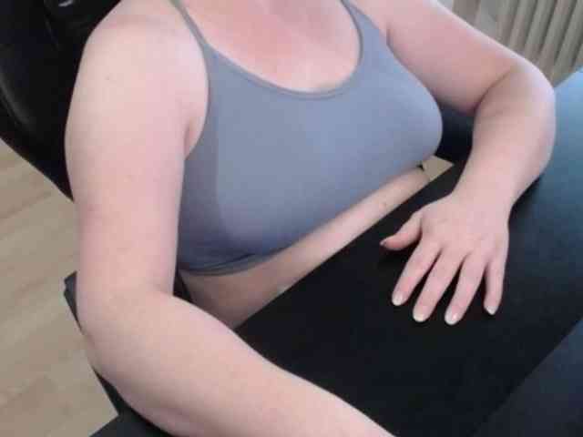 Celina-Rose webcam
