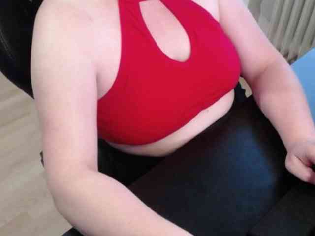 Celina-Rose webcam