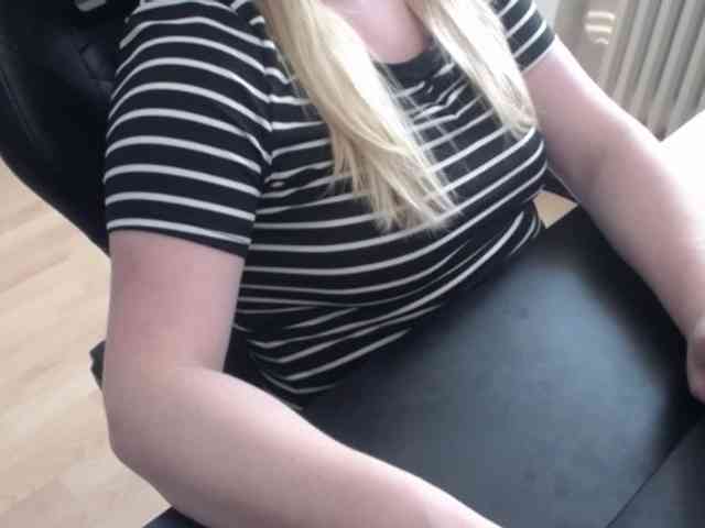Celina-Rose webcam