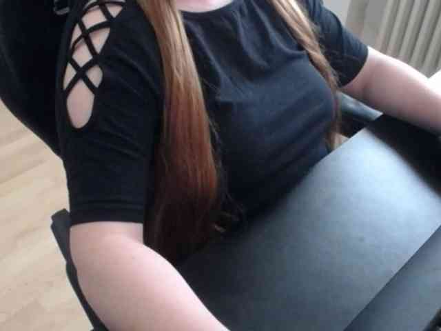 Celina-Rose webcam