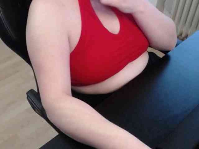Celina-Rose webcam