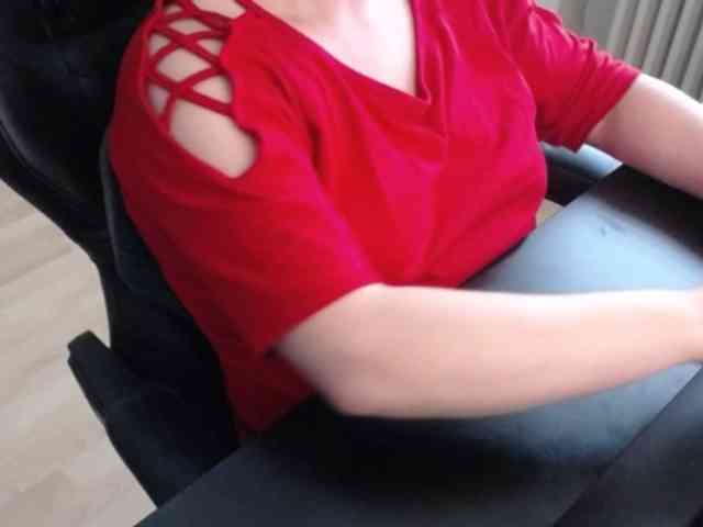Celina-Rose webcam
