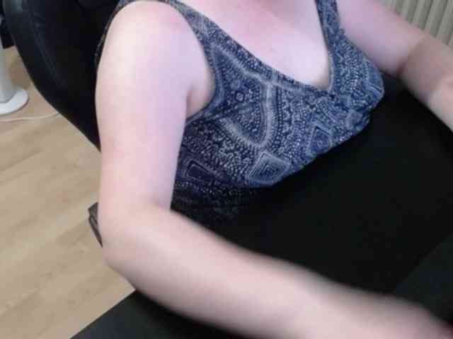 Celina-Rose webcam