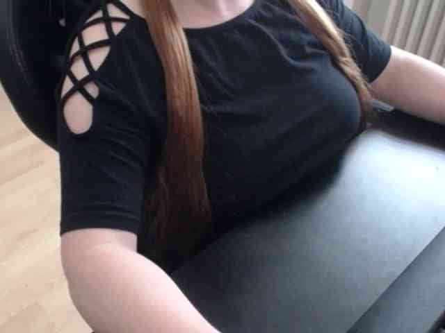 Celina-Rose webcam