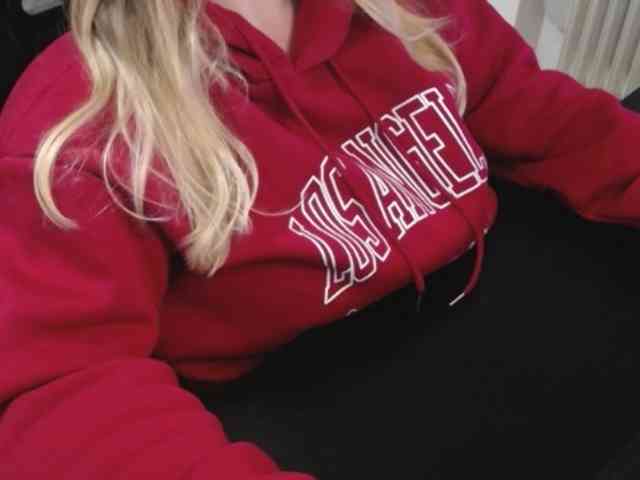 Celina-Rose webcam