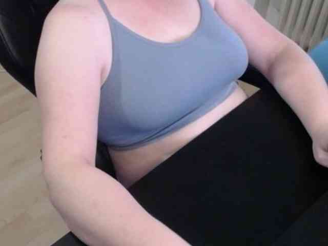 Celina-Rose webcam