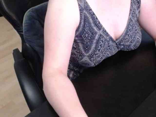 Celina-Rose webcam
