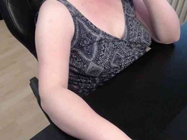 Celina-Rose webcam