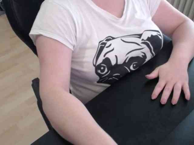 Celina-Rose webcam