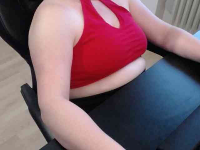 Celina-Rose webcam