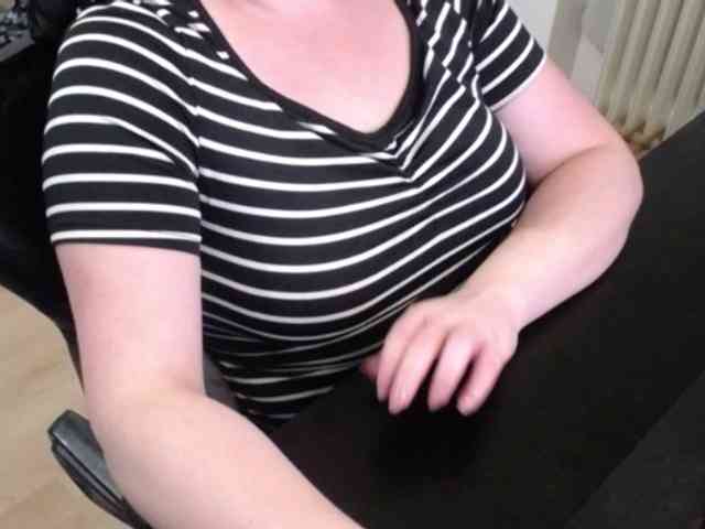 Celina-Rose webcam