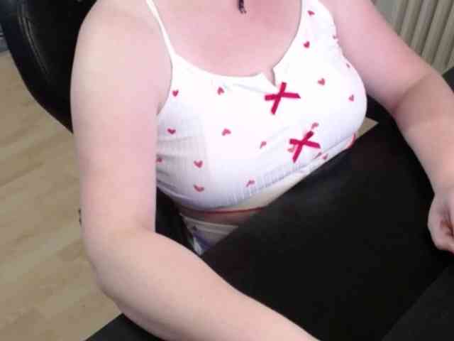 Celina-Rose webcam