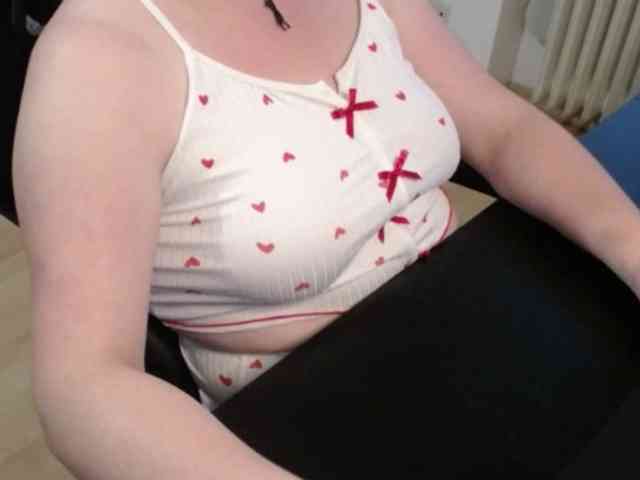 Celina-Rose webcam