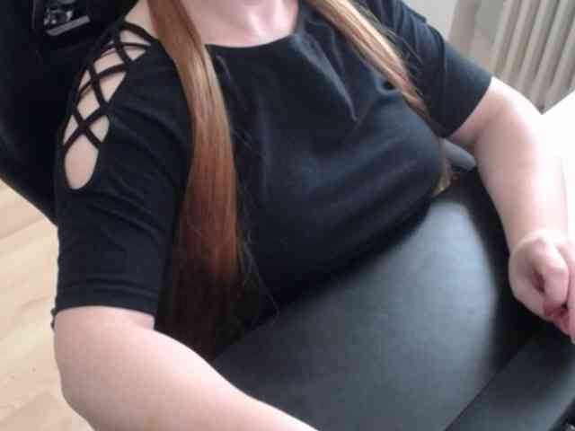Celina-Rose webcam