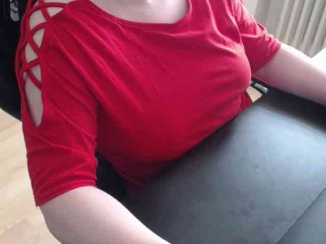 Celina-Rose webcam